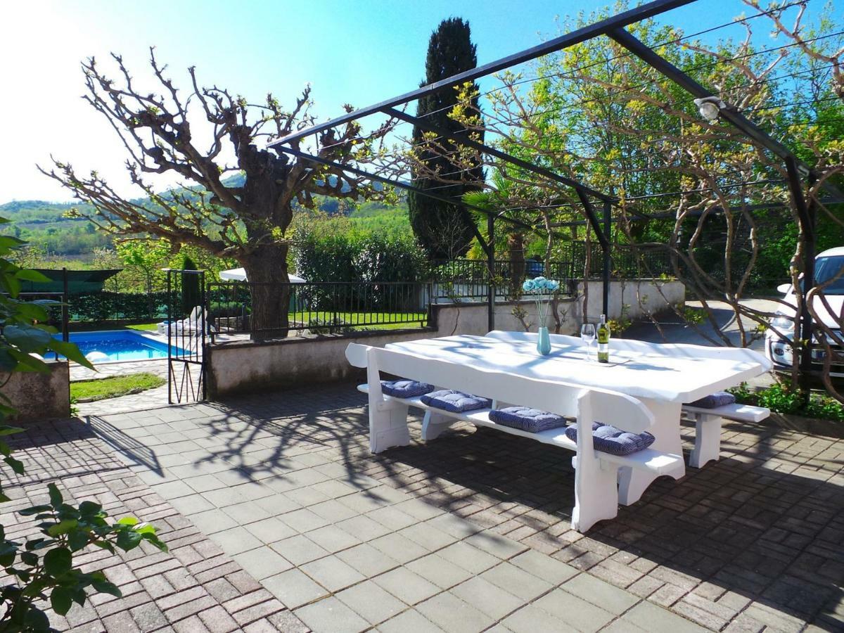 Guest House Valentino Motovun Exterior photo